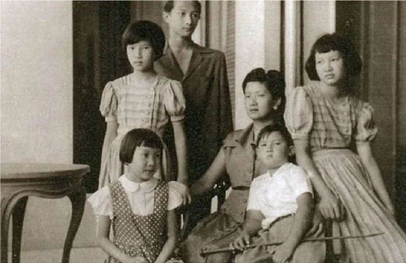 tieu su nam phuong hoang hau